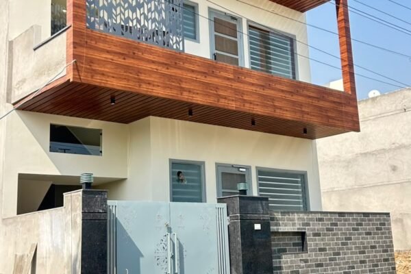 170 Gaj Kothi for sale in sector 33